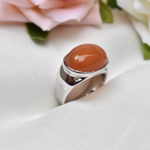 Peach Moonstone Ring, Peach Moonstone Ring Sterling Silver, Statement Ring, Bold Ring, Promise Ring, Handmade Ring, Antique Moonstone Ring