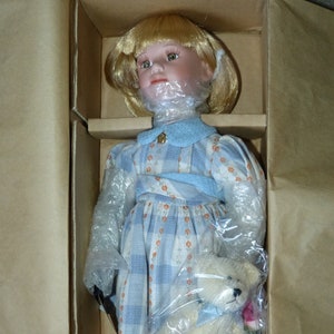 The BOYDS Collection My Best Friend ALEXA with Bon Bon… Mothers Make The Best Friends COA 4041/6000