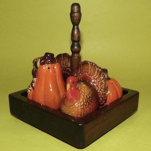 Thanksgiving Salt & Pepper Shakers Set Of 2 In Wooden Caddy Pumpkins Turkeys Glossy Orange Brown 6” x 5.5”