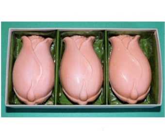AVON Touch Of Roses Perfumed Soaps Set Of 3 Gift Box 9 Oz. RETRO