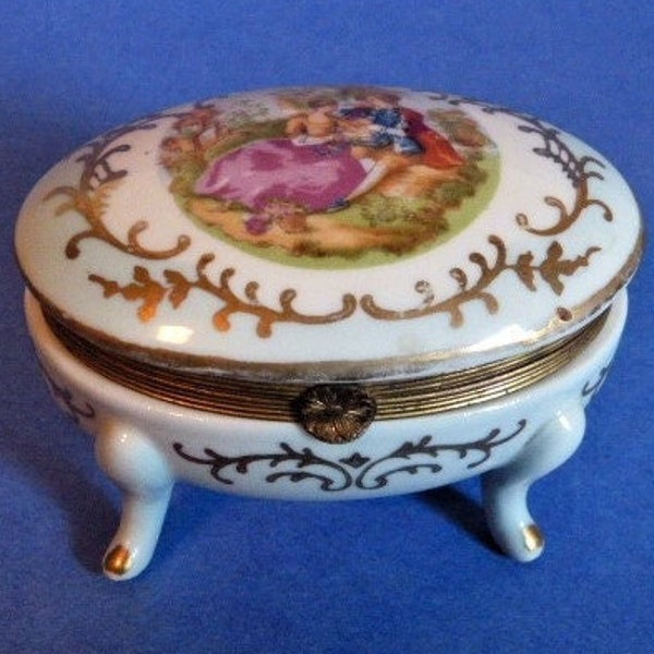 Oval Trinket Box Courting Couple Ceramic 4 Legs Hinged Gold Accents 2.25” x 3.5” x 2.5”