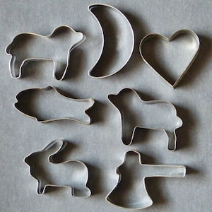 Mini Cookie Cutters Tin Aluminum Set of 7 Vintage 2” – 2.75”
