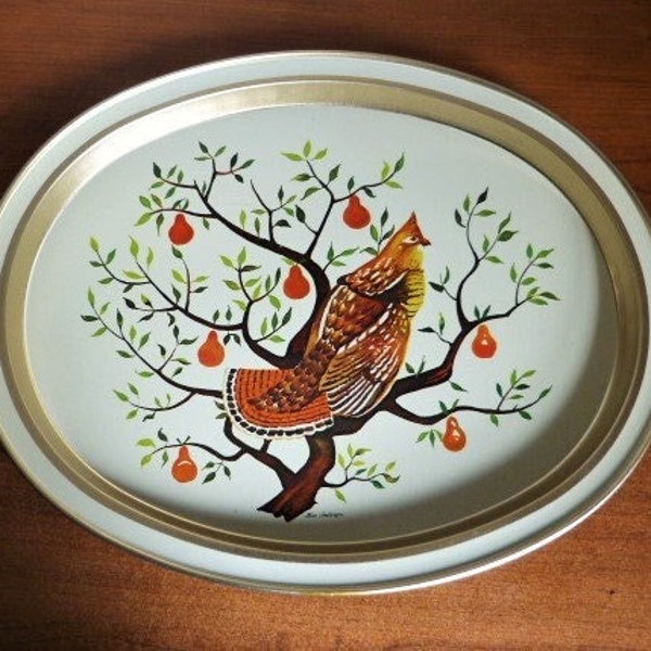 Vintage Oval Tin Tray A Partridge In A Pear Tree Gold Accents Bill Anderson Christmas Holiday Décor 11.5” x 14.5” x .75” 1970’s