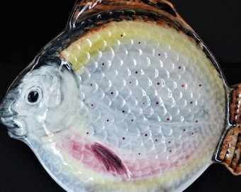 PENNSBURY POTTERY Fish Serving Dish 10.75&quot; x 9.5&quot;
