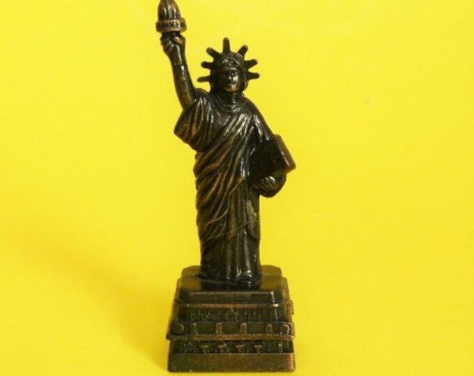 Pencil Sharpener Statue of Liberty Die Cast Copper 3.75 X 1.25 Made in