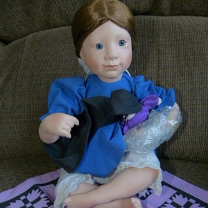 AMISH BLESSINGS REBECCAH 1990 First Issue Knowles Dolls Porcelain 12” Julie Good-Kruger #1104H Certificate of Authenticity