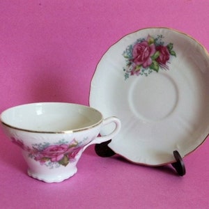 Tea Cup and Saucer No Name Red Roses Gold Accents Textured Footed Flower Porcelain Made in Japan #18