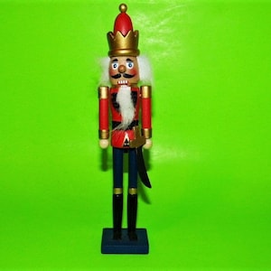 8.5&quot; Nutcracker Wooden King With Sword Red