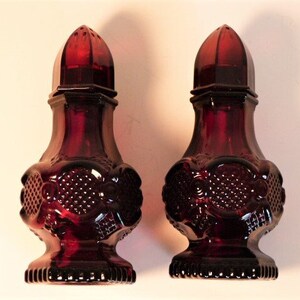AVON Salt & Pepper Shakers Cape Cod Collection Ruby Red Glass 4.25” x 1.75”