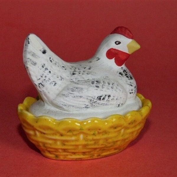 Mini Hen-On-A-Nest Ceramic White Hand Painted Hen Yellow Glazed Basket Nest 3” x 3.25”