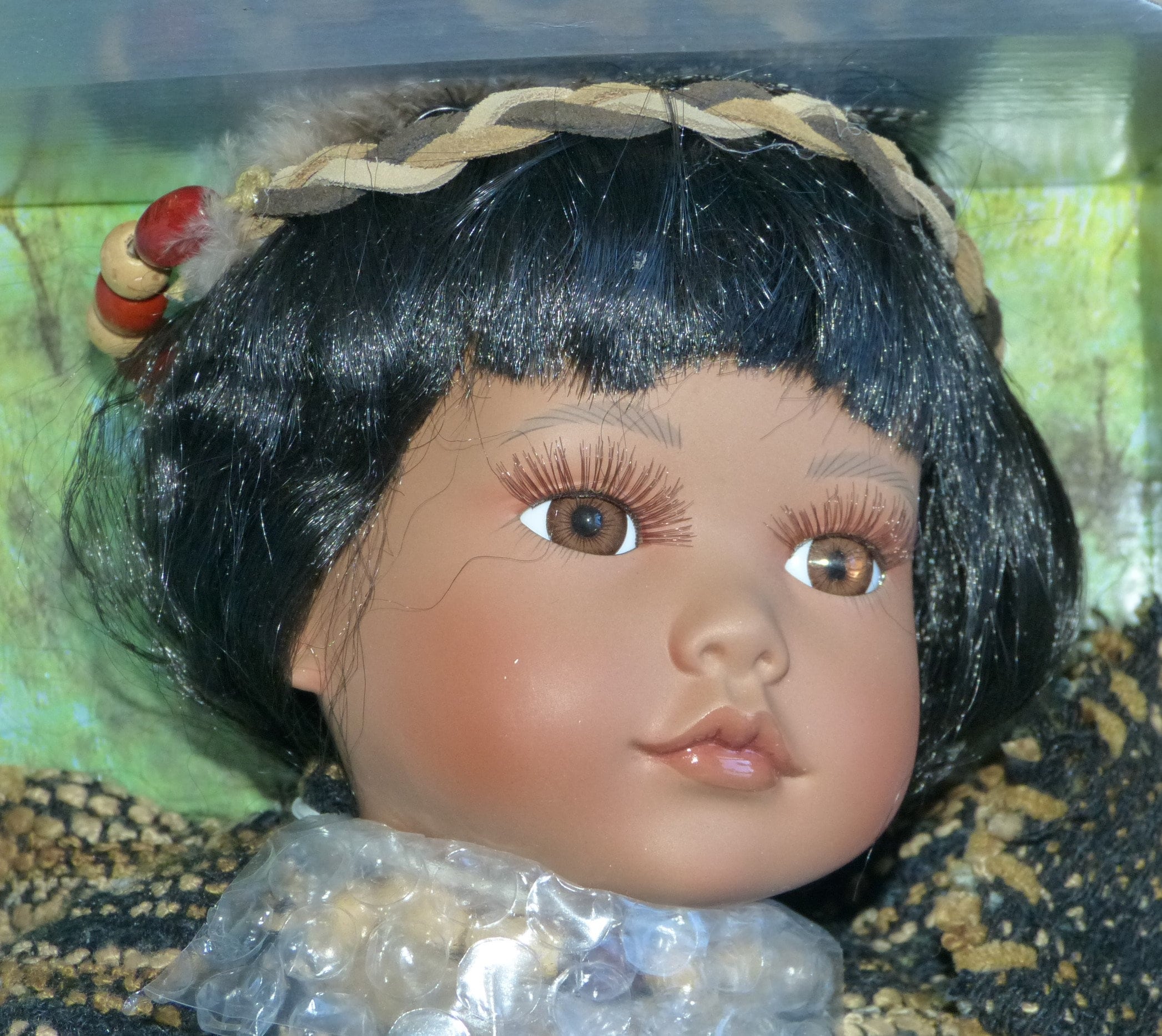 アンテイーク　オルゴール人形　　Seymour Mann（シーモア・マン）社製 SEYMOUR MANN Native American Girl Smiling Moon Connoisseur