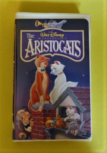 THE ARISTOCATS Walt Disney's Masterpiece VHS Used #2529-1 - Etsy
