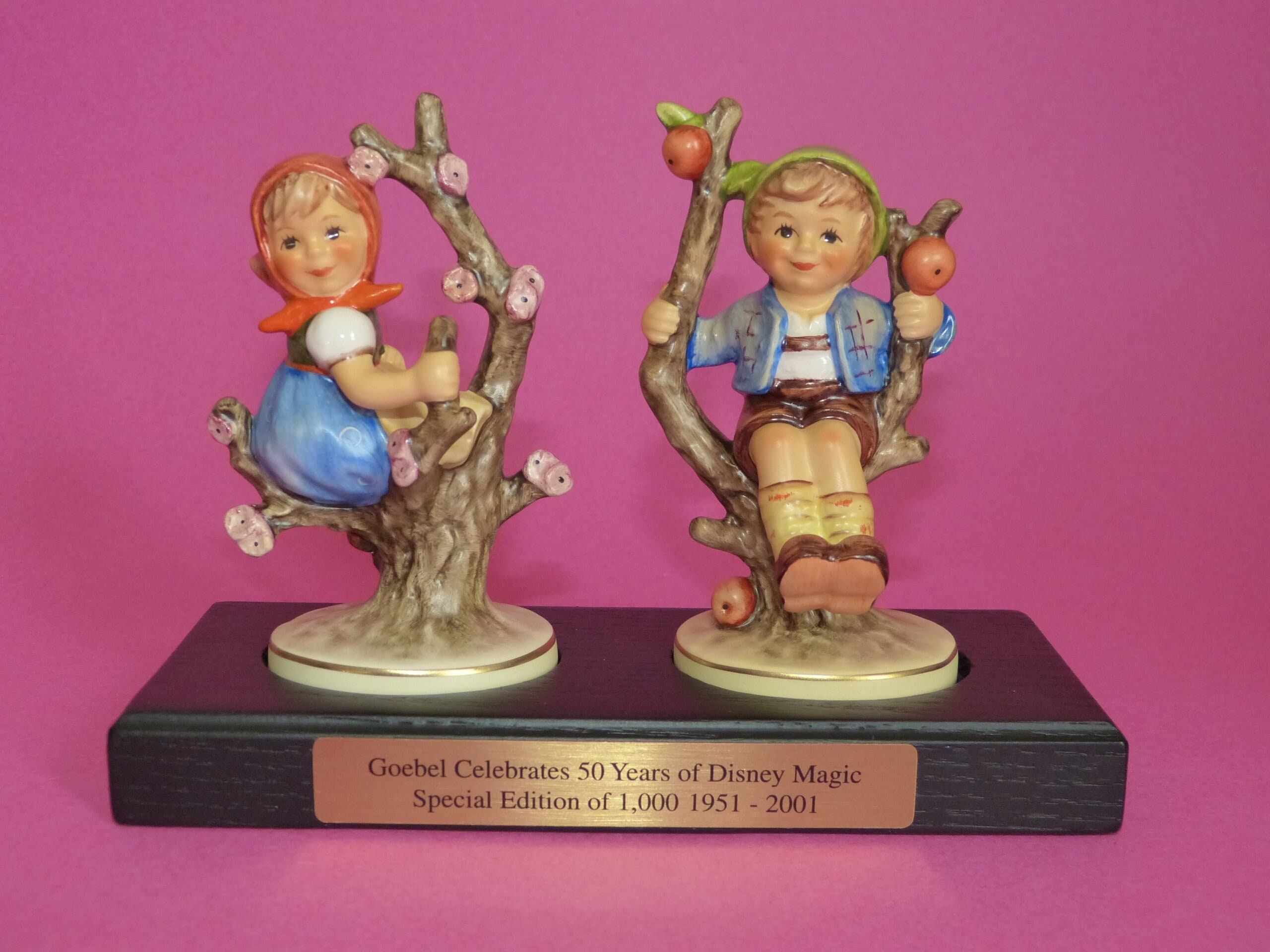 フンメル人形　Goebel 50th Anniversary GOEBEL Celebrates 50 Years of DISNEY Magic Springtime Girl