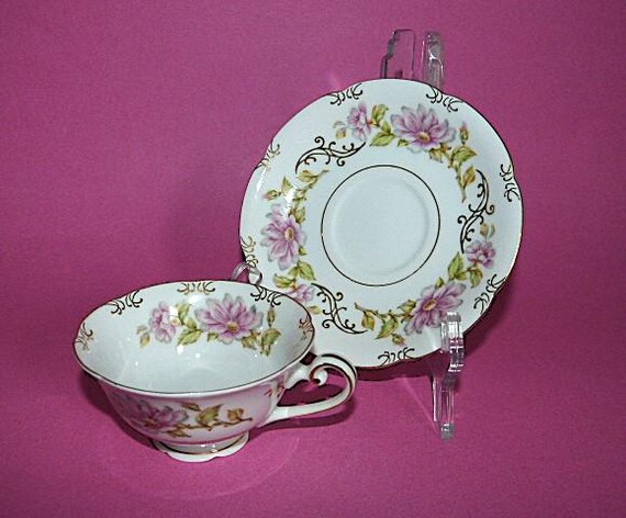 JYOTO CHINA Teacup Coffee Cup Saucer Pale Pink Flowers Green
