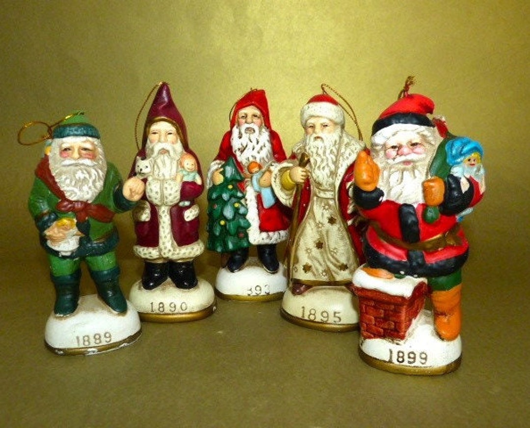 MEMORIES OF SANTA Collection Ornaments Earthenware Hand Painted