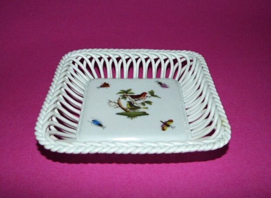 HEREND チューリン Herend Hungary, Openwork, Flowers, Porcelain Bowl With Lid
