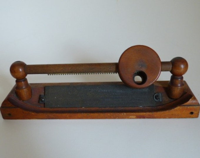 GOODELL PERFECT POINTER Pencil Sharpener Antique 1890s Wooden 3 X 10 Etsy
