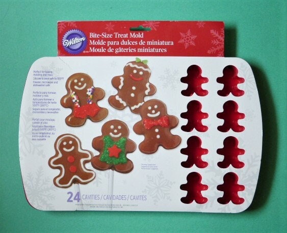 Wilton Gingerbread House Nonstick Pan Cookie Cake Mold 12x11 Inches UNUSED