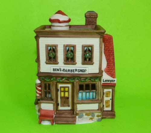  Department 56 Heritage Village Collection ; Christmas in the  City Series ; Arts Academy #5543-3 : Home & Kitchen