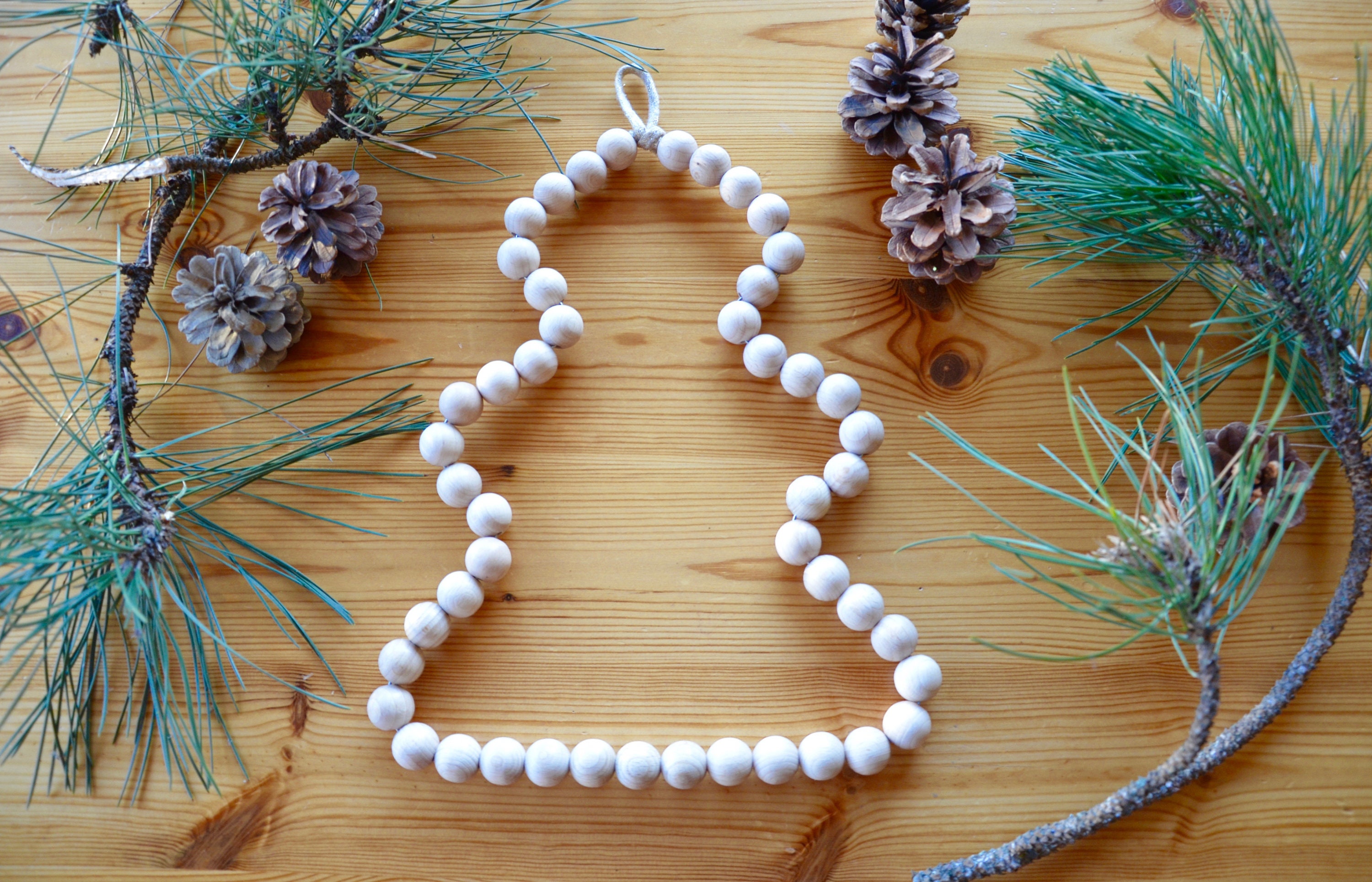 Sapin en Perles de Bois