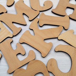 Cartas de madera - Cartas de bricolaje inacabadas - Decoración de la pared de la habitación de la guardería de los niños - signo de nombre de madera personalizado - signo de nombre personalizado de la palabra de corte láser