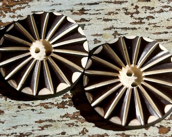 1930’s Cookie Celluloid Button