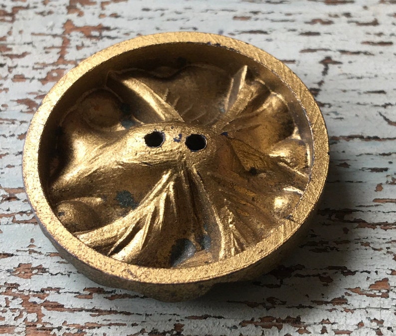 Celluloid Flower Button
