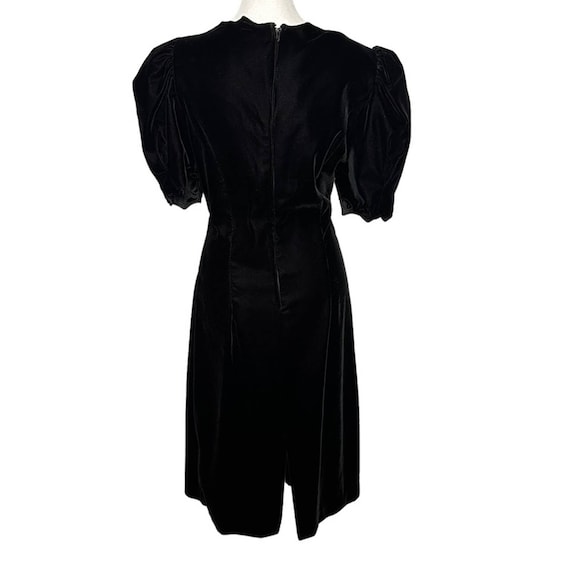 Vintage Goth Princess Cachet Black Velvet Pointed… - image 4