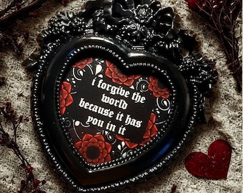 Recovery Gothic Black Heart Ornated Mini Frame(Duties Paid)