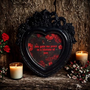 The Gratitude Gothic Black Ornate Heart Mini Frame(Duties Paid)