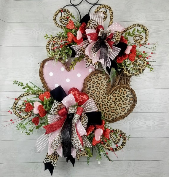 Valentines Day Wreath with Glittering Red Heart