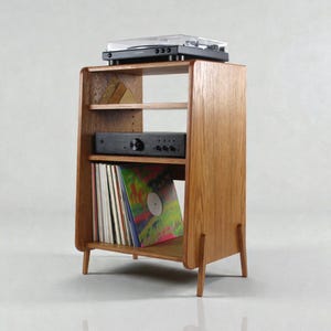 Soporte para tocadiscos de estilo moderno de mediados de siglo – Mueble de roble para tocadiscos con almacenamiento