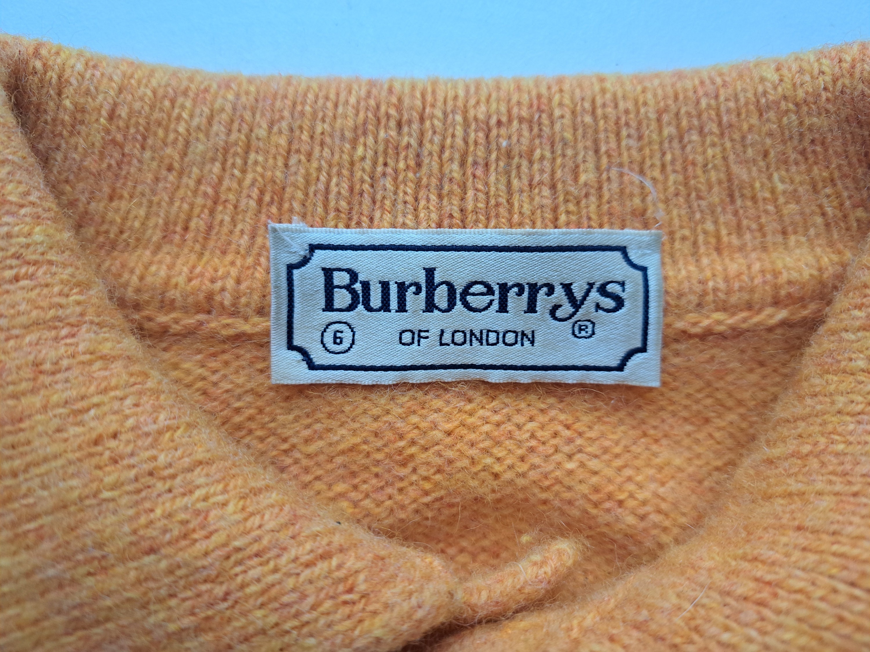 BURBERRYS knit sweater 90s British (thick elbow patch small