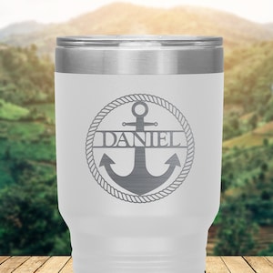 Nom personnalisé initiales Anchor Tumbler, tasse à café nautique 30 oz, tasse isolée extérieure, cadeau nautique pour les amoureux de l&#39;océan, couleur personnalisée