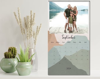 Personalized 2024 Calendar: Custom Wall Planner w/ Your Photos, Family Travel Life, Cute Xmas Gift Idea, Capture Memories, Stay Organized