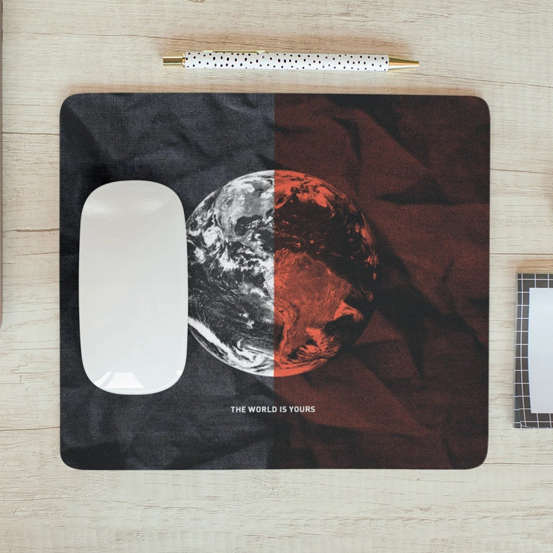 Inspirational Mouse Pads: Scarface-inspired 'the World is Yours' Mousepad. Awesome Mouse Pad for