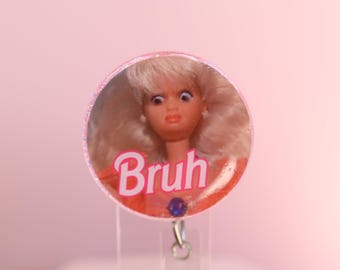 Porta credencial Bruh, porta credencial divertido, porta credencial de enfermera, porta credencial retráctil de acrílico, regalo para enfermera, turno de noche, oficinista