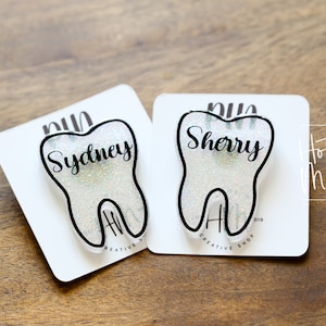 Spilla per badge dentista, badge avvolgibile per dentista, badge avvolgibile retrattile, badge avvolgibile intercambiabile, assistente dentista