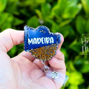 Cheer Leading Badge Reel, Cheer Leading Coach Badge Reel, Megaphone and PomPom Badge ID, Back to School, Cheer Lanyard