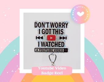 YouTubeの動画バッジリール、RN IDホルダー、看護師ギフトを見ました