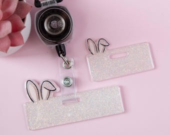 うさぎ耳グリッターバッジトッパー、バッジアクセサリー。ナースIDアクセサリー、スプリング、バッジバディトッパー