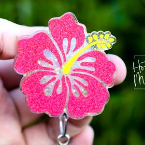 PINK Hibiskus Abzeichen Reel, RN ID Halter, einziehbare Acryl Ausweis Reel, Krankenschwester Geschenk, Lehrer Lanyard, Blumen Ausweis Reel