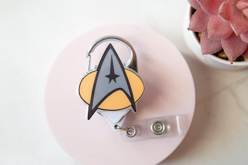 Porta credenciales de Star Trek, identificación espacial personalizada, cordón retráctil para ciencias, credencial de maestro, científico, porta credenciales de enfermera