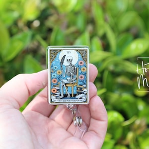 Dichters Tarot Card, Funny Badge reel, RN ID Houder, Intrekbare Acryl Badge Reel, Nurse Gift, Night Shift