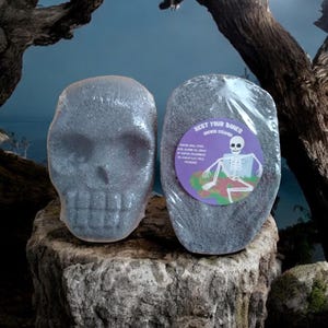 Skull Shower Steamer - Toasted Marshmallow - Halloween Self Care - Spooky Lover - Scary Gifts - Skeleton Gift - Marshmallow Scented