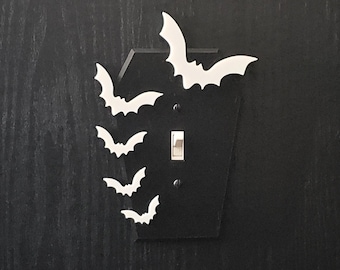 Cubierta de interruptor de luz Batty Coffin • Decoración gótica para el hogar • Impresión 3D