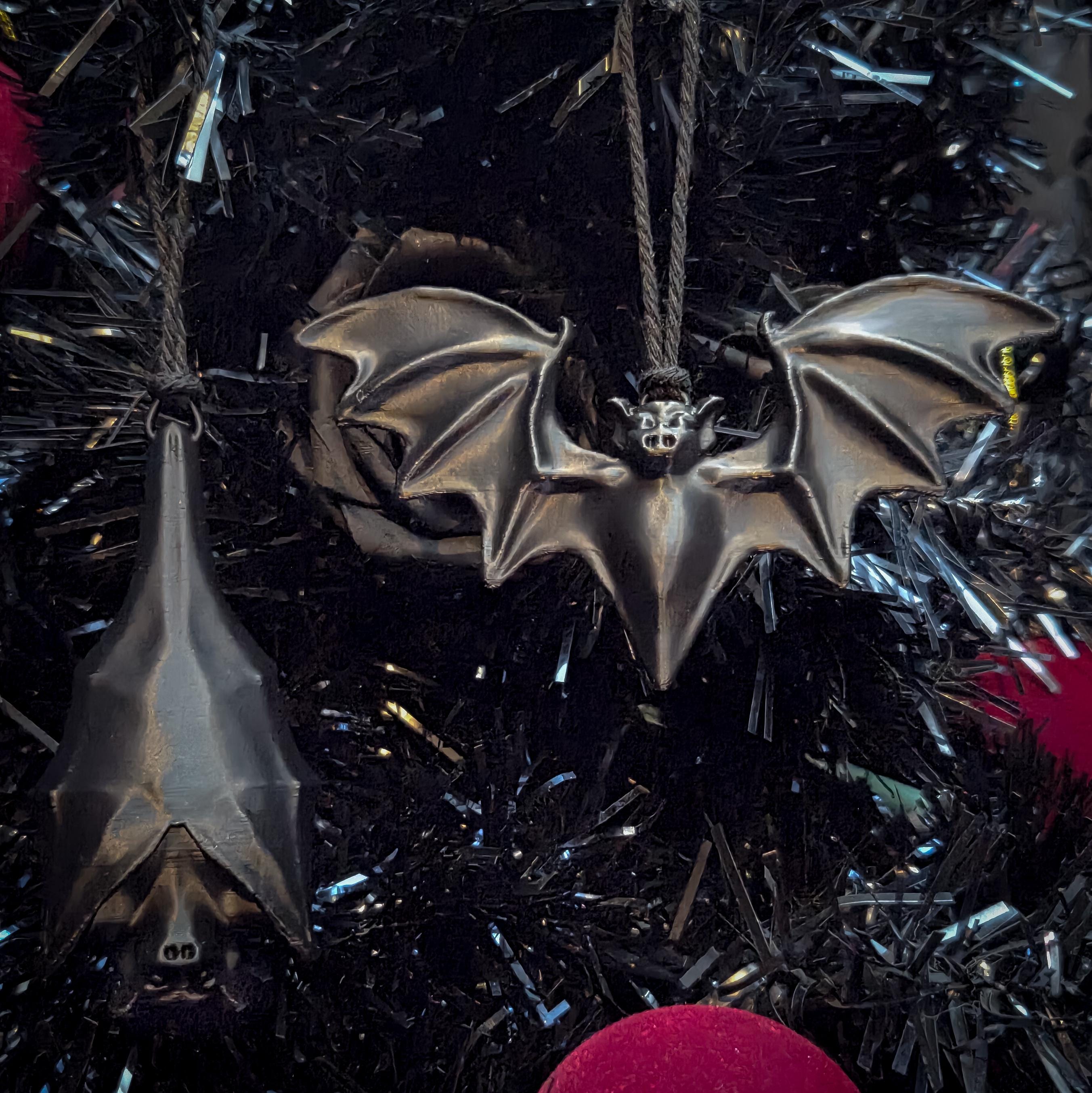 Hanging Bat Tree Ornament • Gothic Holiday Home Decor • 3D Printed - Etsy
