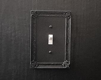Copripiastra per interruttore con cornice vittoriana - Oversize • Gothic Home Hardware • Stampa 3D n. 6