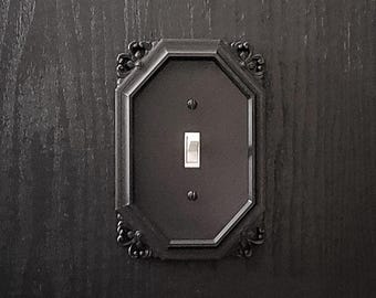 Copripiastra per interruttore con cornice vittoriana - Oversize • Gothic Home Hardware • Stampa 3D n. 7
