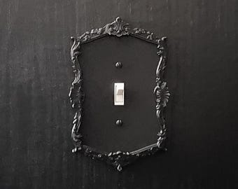 Copripiastra per interruttore con cornice vittoriana - Oversize • Gothic Home Hardware • Stampa 3D n. 5